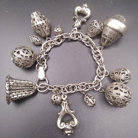 Vintage Etruscan Filigree Silver tone metal Charm 7 1/2'' Bracelet - Picture 1 of 5